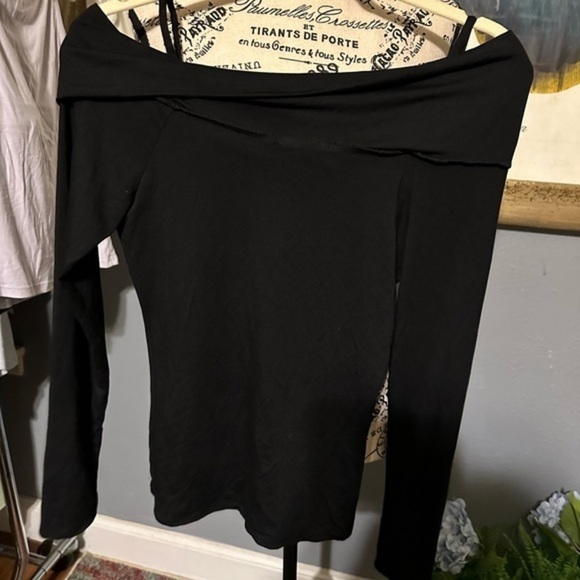 krisa Tops - Krisa sexy NWT top. Sold at Revokve